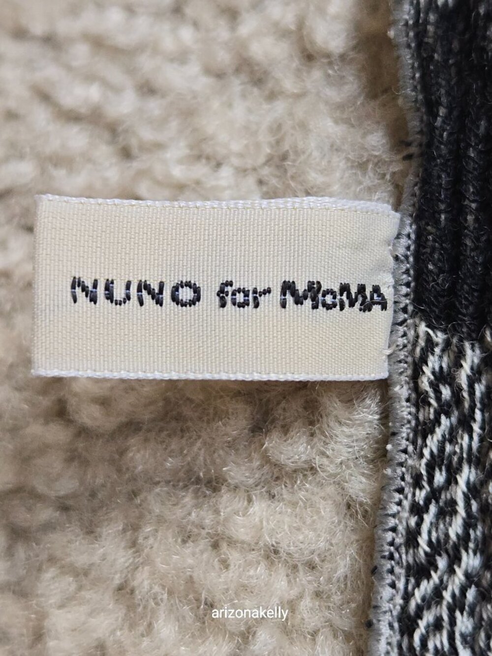 NWOT Nuno for MoMA Wool Scarf Japan Design Mid-Century Retro Circles - Picture 4 of 10
